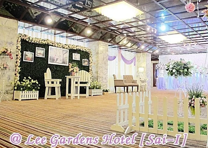 Lee Gardens Hotel